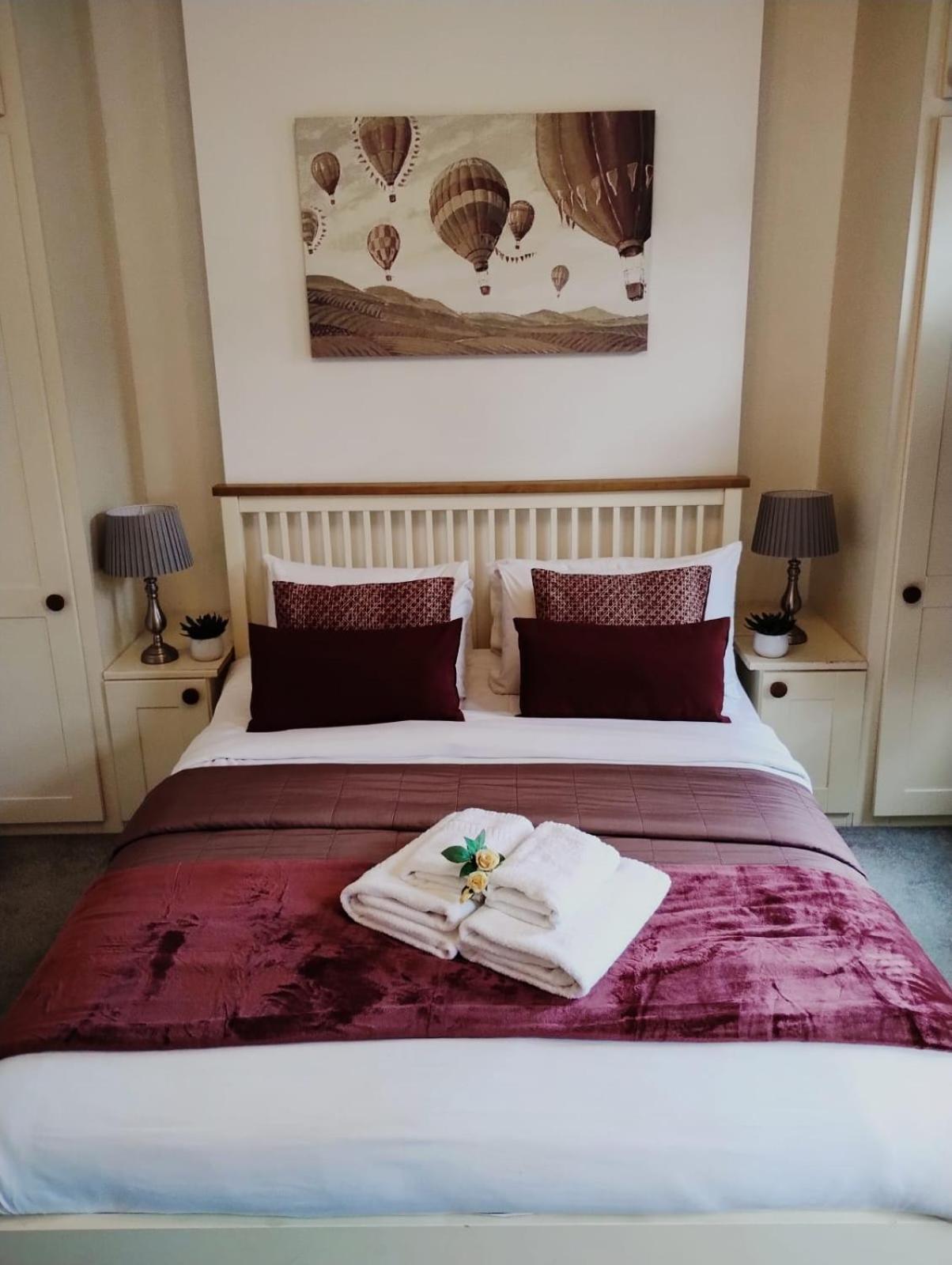 Fulham Fancy - Cosy 4 Bedroom With Garden Near Hammersmith And Fulham By The River ! * Londra